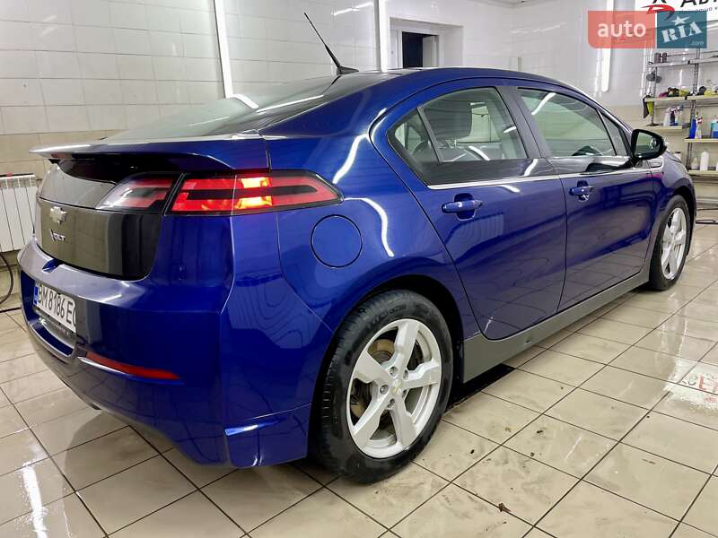 Хэтчбек Chevrolet Volt 2013 в Сумах