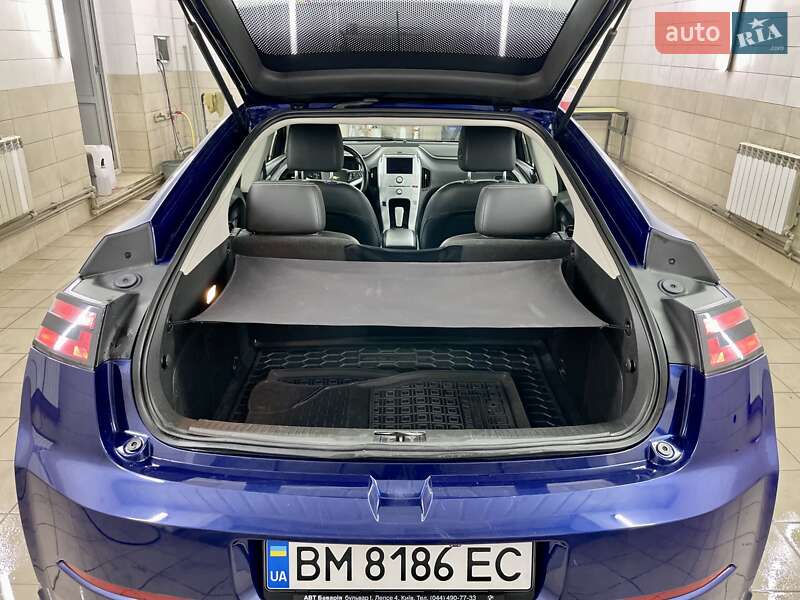 Хэтчбек Chevrolet Volt 2013 в Сумах