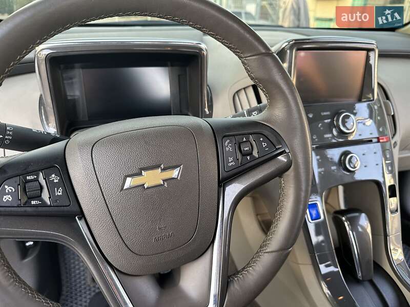 Хэтчбек Chevrolet Volt 2013 в Сумах