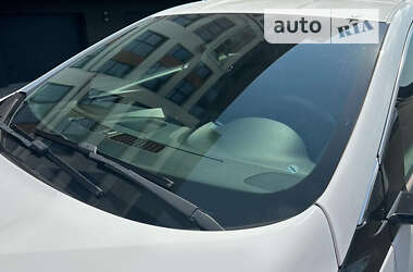 Хэтчбек Chevrolet Volt 2017 в Киеве