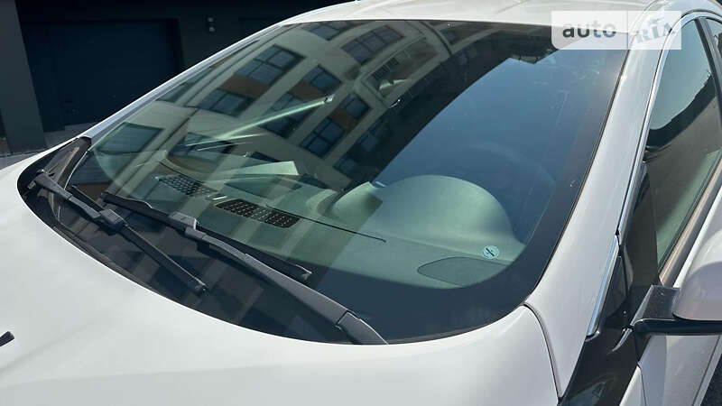 Хэтчбек Chevrolet Volt 2017 в Киеве фото 52 Хэтчбек Chevrolet Volt 2017 в Киеве