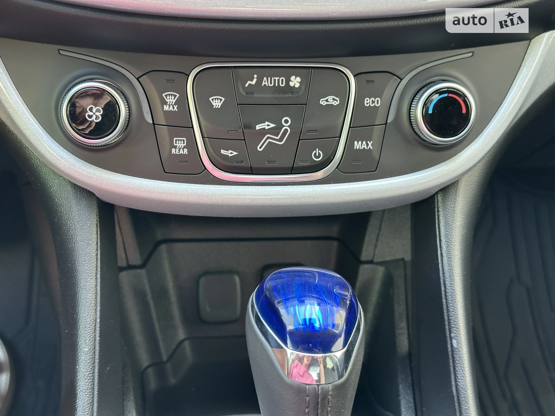2017 Chevrolet Volt - мініатюра 8