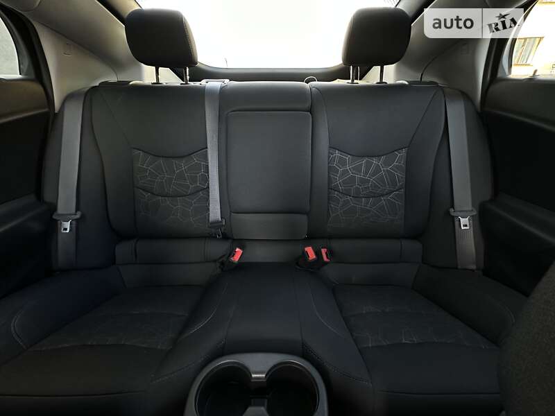 Хэтчбек Chevrolet Volt 2017 в Киеве фото 14 Хэтчбек Chevrolet Volt 2017 в Киеве