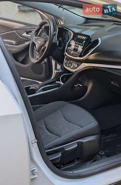 Хэтчбек Chevrolet Volt 2018 в 