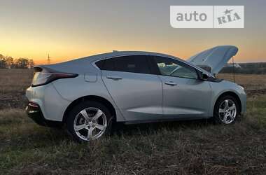 Хэтчбек Chevrolet Volt 2018 в 