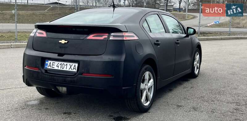 Хэтчбек Chevrolet Volt 2012 в Днепре