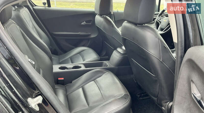 Хэтчбек Chevrolet Volt 2012 в Днепре