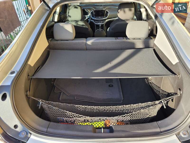 Хэтчбек Chevrolet Volt 2015 в Львове