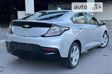 Хетчбек Chevrolet Volt 2016 в Києві