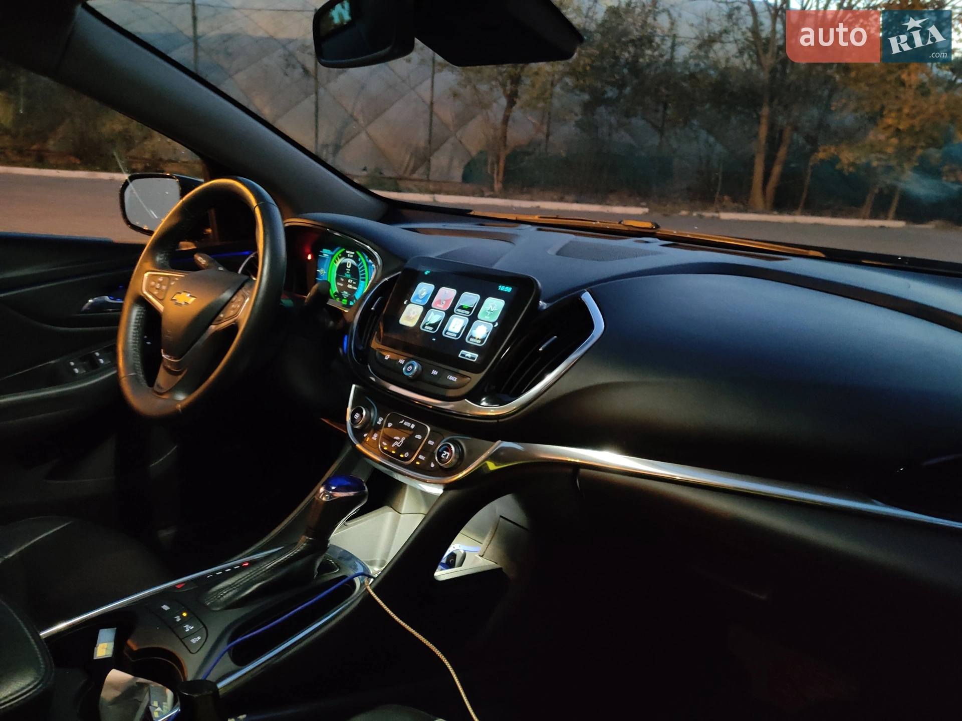 2015 Chevrolet Volt - мініатюра 17