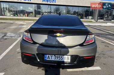 Хэтчбек Chevrolet Volt 2016 в Киеве