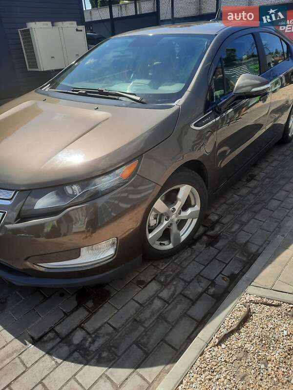 Хэтчбек Chevrolet Volt 2013 в Кременчуге