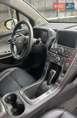 Хэтчбек Chevrolet Volt 2011 в 