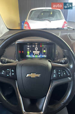 Хетчбек Chevrolet Volt 2013 в 