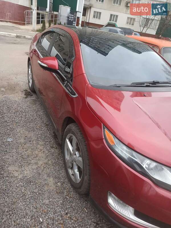 Хэтчбек Chevrolet Volt 2012 в Славянске
