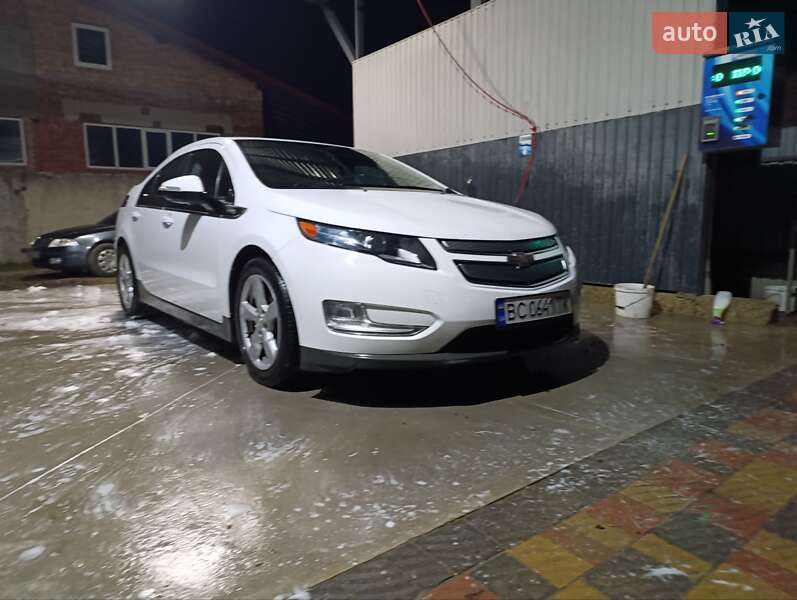Хэтчбек Chevrolet Volt 2015 в Стрые