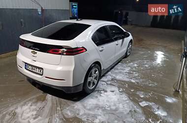 Хэтчбек Chevrolet Volt 2015 в 