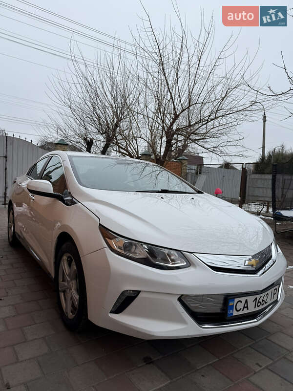 Хетчбек Chevrolet Volt 2016 в Черкасах