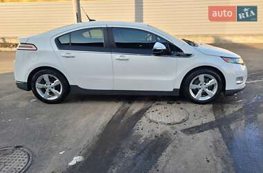 Хэтчбек Chevrolet Volt 2014 в 
