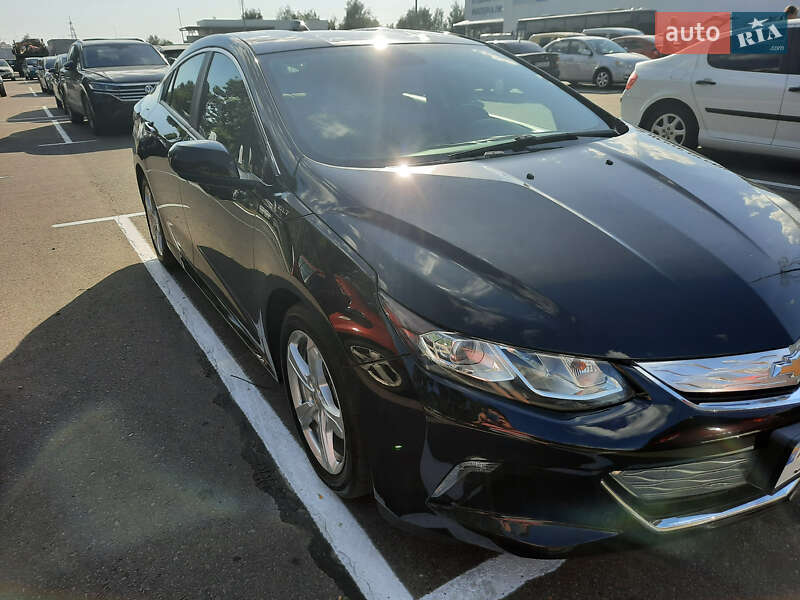 Хэтчбек Chevrolet Volt 2017 в Ирпене