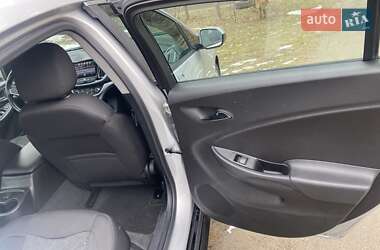 Хэтчбек Chevrolet Volt 2018 в Киеве