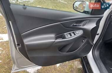 Хэтчбек Chevrolet Volt 2018 в 
