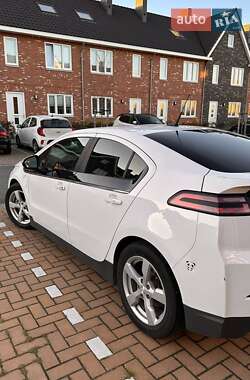 Хэтчбек Chevrolet Volt 2014 в 