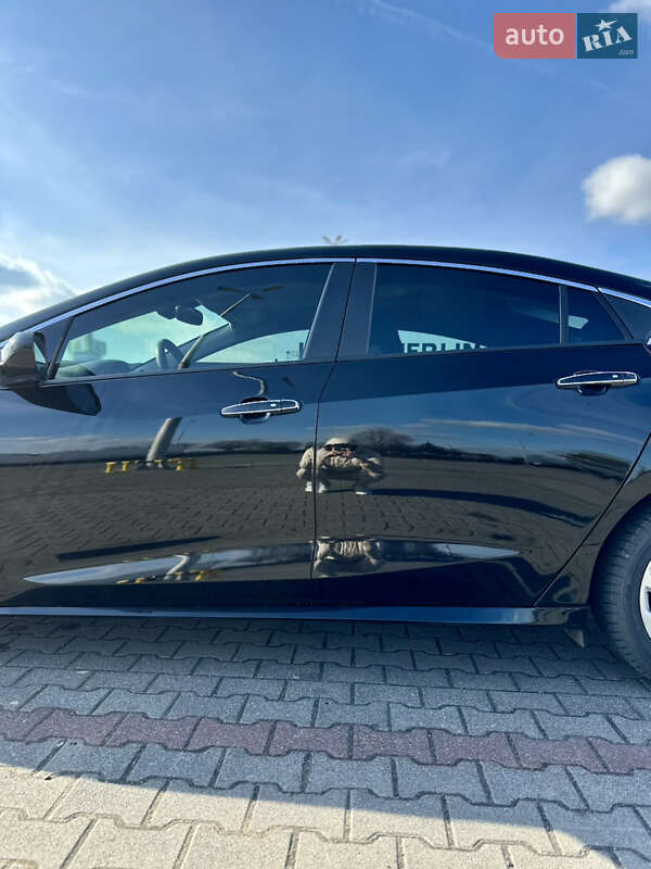Хетчбек Chevrolet Volt 2018 в Львові