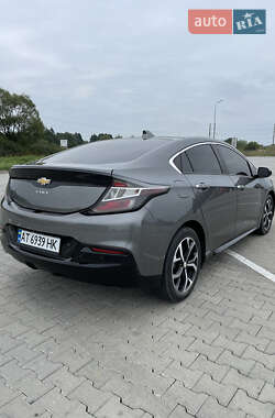 Хэтчбек Chevrolet Volt 2016 в 