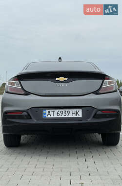Хэтчбек Chevrolet Volt 2016 в 