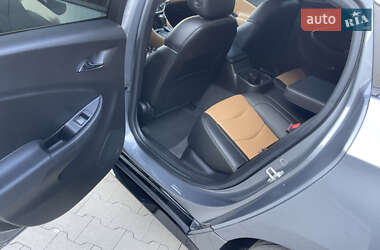 Хэтчбек Chevrolet Volt 2017 в 