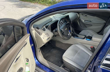 Хэтчбек Chevrolet Volt 2013 в 