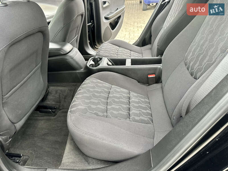 Хэтчбек Chevrolet Volt 2015 в Одессе