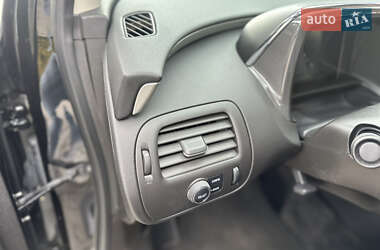 Хэтчбек Chevrolet Volt 2015 в 