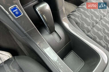 Хэтчбек Chevrolet Volt 2015 в 