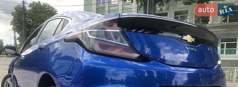 Хэтчбек Chevrolet Volt 2015 в Киеве