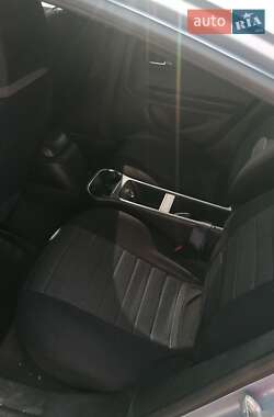 Хэтчбек Chevrolet Volt 2014 в 