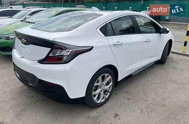 Хэтчбек Chevrolet Volt 2018 в 