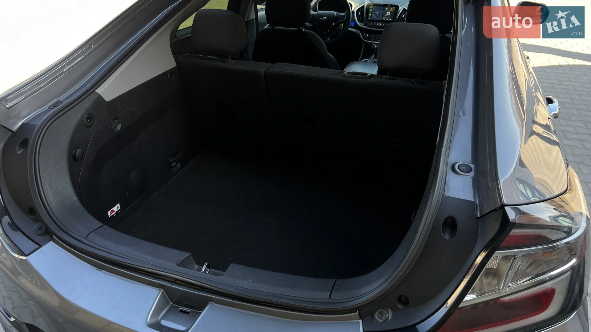 2018 Chevrolet Volt - мініатюра 13