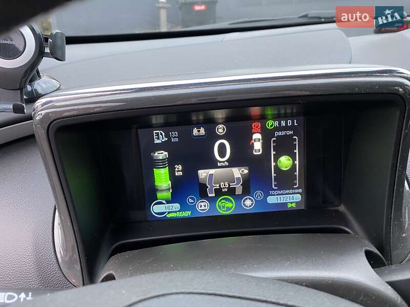 Хэтчбек Chevrolet Volt 2014 в Днепре