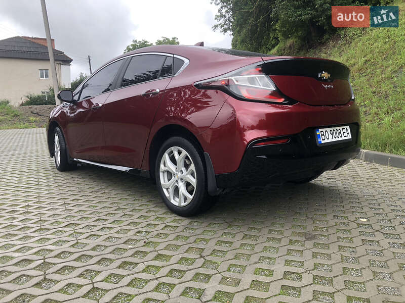 Хэтчбек Chevrolet Volt 2017 в Бережанах