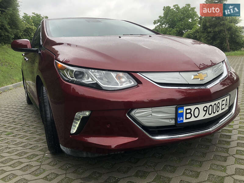 Хэтчбек Chevrolet Volt 2017 в Бережанах