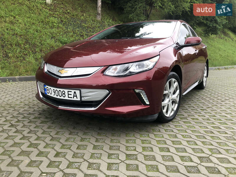 Хэтчбек Chevrolet Volt 2017 в Бережанах