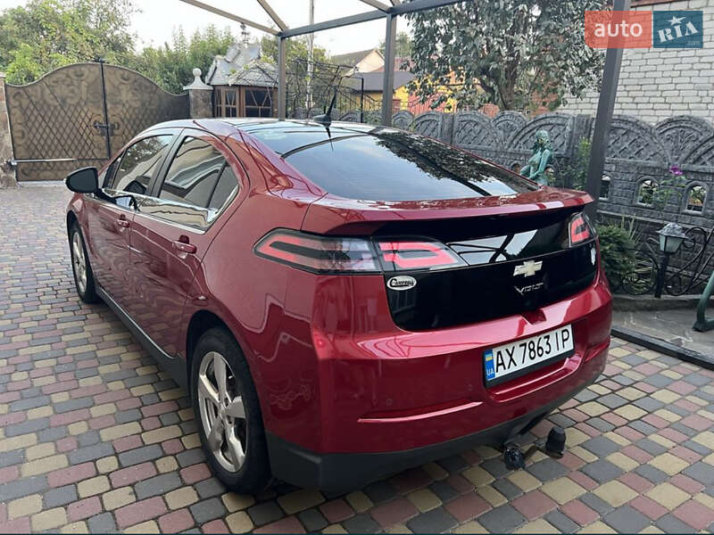 Хэтчбек Chevrolet Volt 2011 в Хмельницком