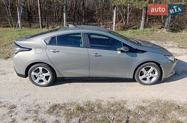 Хэтчбек Chevrolet Volt 2017 в 