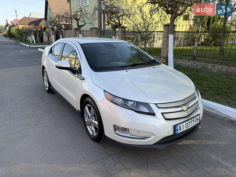Хетчбек Chevrolet Volt 2013 в Києві