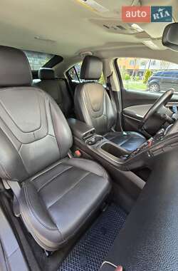 Хэтчбек Chevrolet Volt 2015 в 
