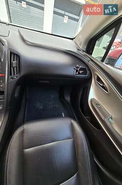 Хэтчбек Chevrolet Volt 2015 в 