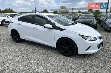 Хэтчбек Chevrolet Volt 2016 в 