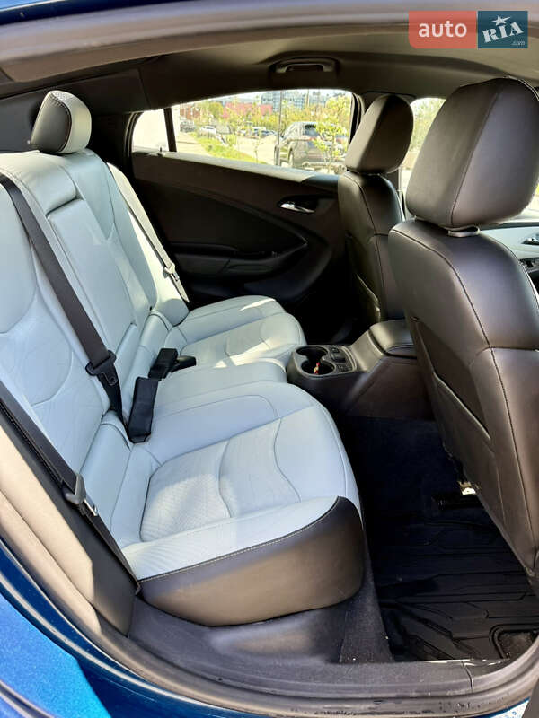 Хетчбек Chevrolet Volt 2019 в Івано-Франківську